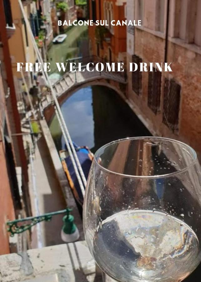 Balcone Sul Canale Venecia Exterior foto