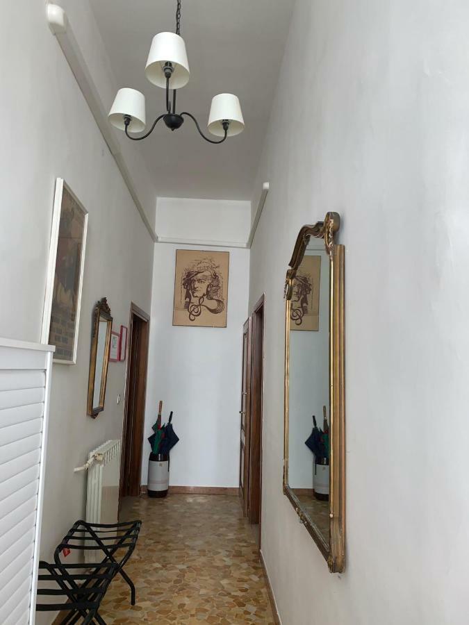 Balcone Sul Canale Venecia Exterior foto